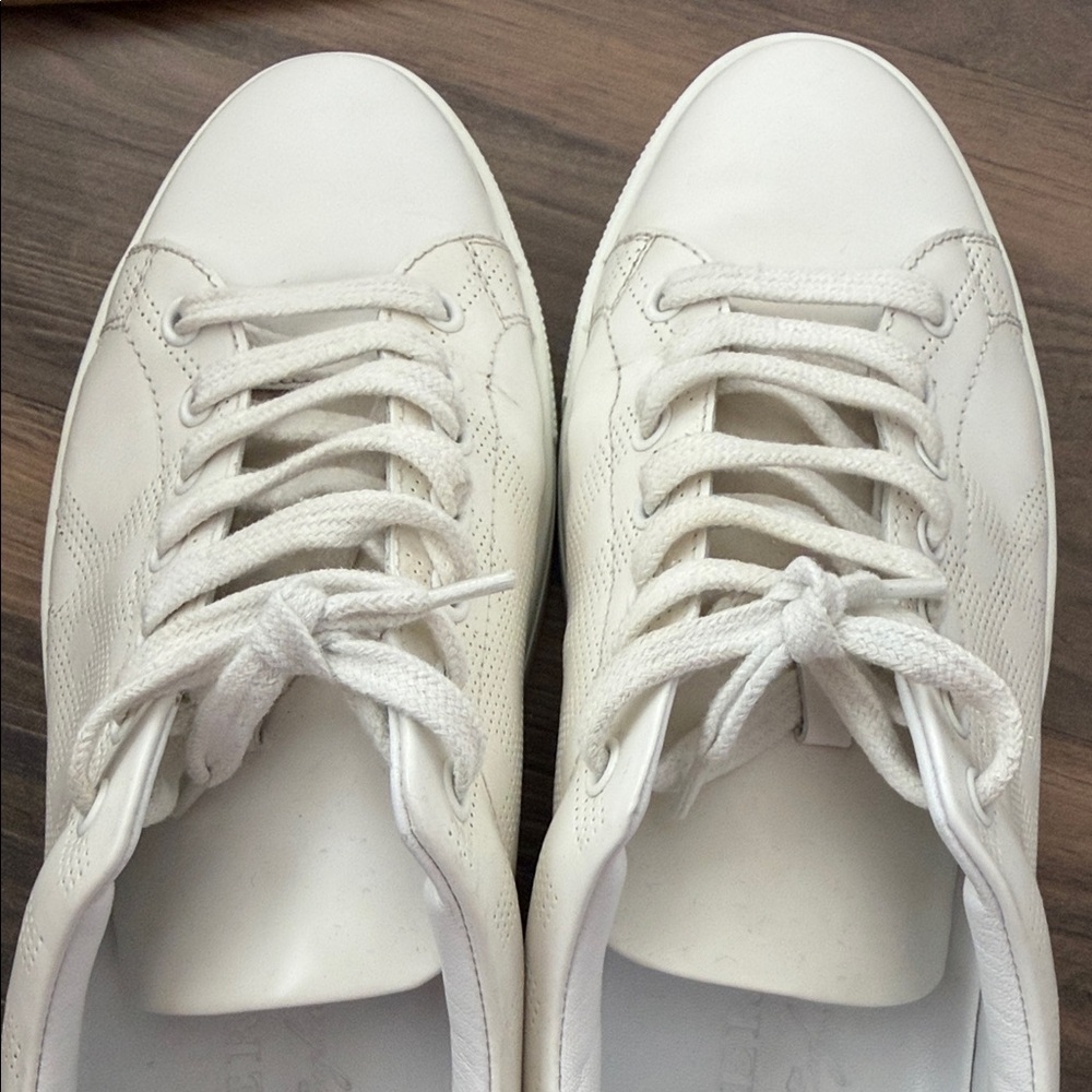 Burberry Men’s White Leather Sneakers - Picture 6 of 12